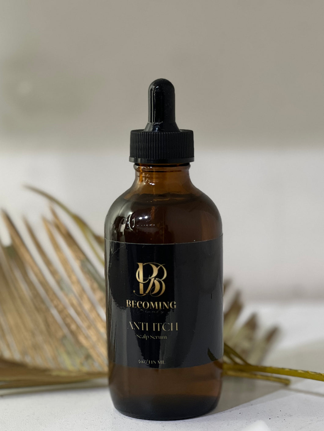Becoming Beauty Anti-Itch Scalp Serum: Amber / Black